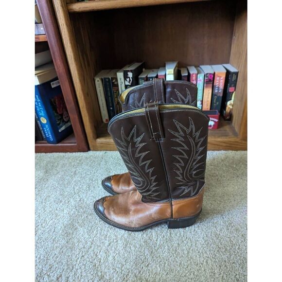Men’s 8.5D Brown Leather Western Cowboy Boots Pointed Toe Mid Calf Shaft - Picture 3 of 8